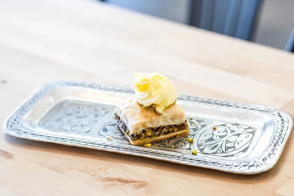 Baklawa à la Booza